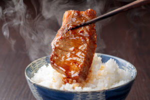 大阪で本当に美味いホルモン・焼肉なら｜専門店が守り続ける伝統の濃厚だれ