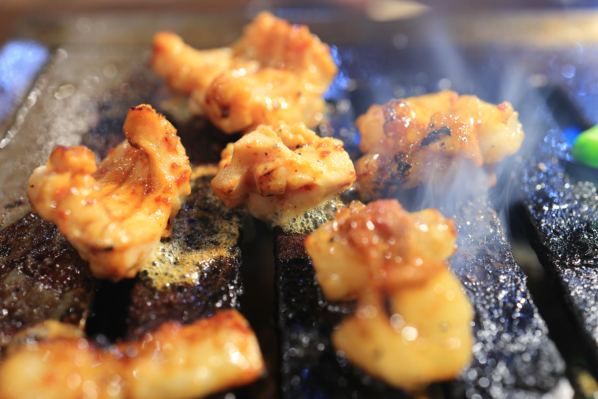 大阪焼肉の醍醐味とは?「タレ」で喰らうホルモンの魅力
